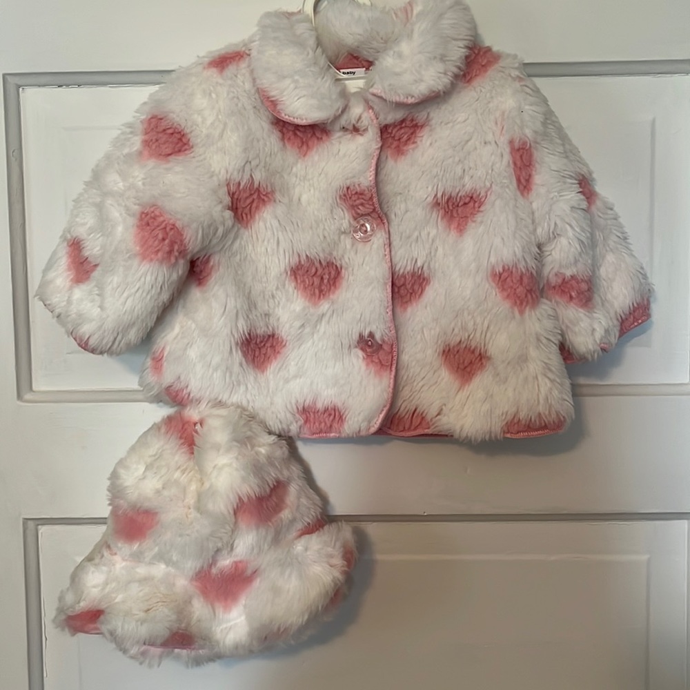Baby ur it jacket, polyester, with hat, size 12 mo, white & pink hearts $30